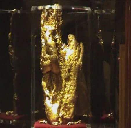 hand of faith golden nugget found in Kingower in 1980